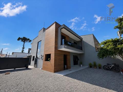 Sobrado para venda no Pineville em Pinhais com 227,5m² por R$ 980.000,00