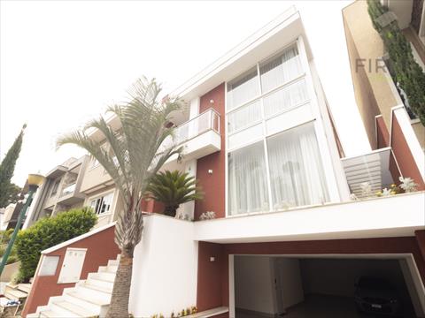 Casa de Condomínio para locacao no Boqueirao em Curitiba com 324,86m² por R$ 18.750,00