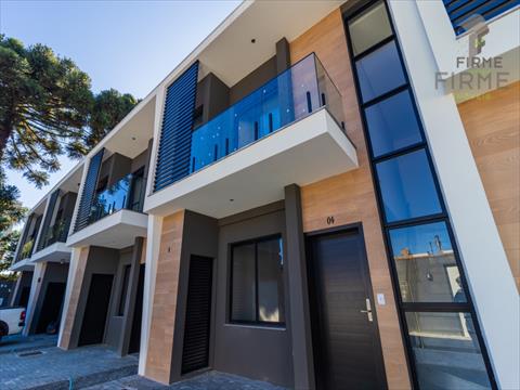 Sobrado para locacao no Boqueirao em Curitiba com 114,82m² por R$ 6.125,00