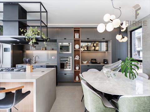 Sobrado para venda no Guabirotuba em Curitiba com 226m² por R$ 2.134.600,00