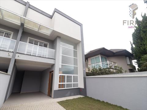 Sobrado para venda no Capao da Imbuia em Curitiba com 151,8m² por R$ 749.900,00