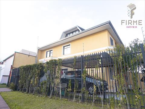Sobrado para venda no Capao Raso em Curitiba com 180,33m² por R$ 1.250.000,00