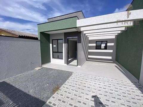 Casa para venda no Cruzeiro em Sao Jose dos Pinhais com 180m² por R$ 645.000,00