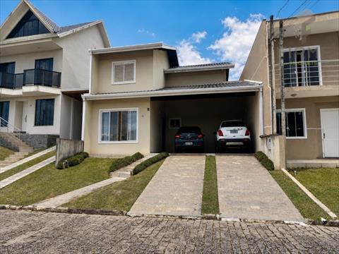 Sobrado para venda no Santa Candida em Curitiba com 180m² por R$ 860.000,00
