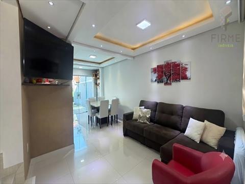 Sobrado para venda no Uberaba em Curitiba com 86,2m² por R$ 730.000,00