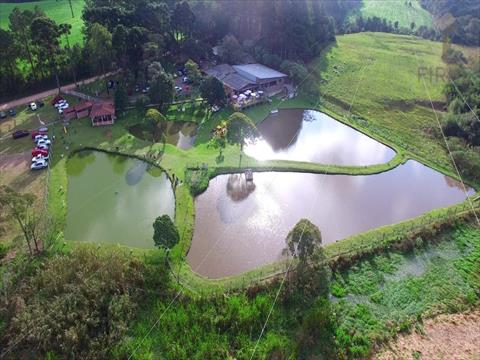 Chácara para venda no Contenda em Sao Jose dos Pinhais com 12.100m² por R$ 3.500.000,00