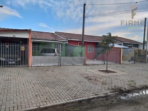 Conjunto Residencial para venda no Uberaba em Curitiba com 288m² por R$ 870.000,00
