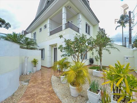 Sobrado para venda no Boqueirao em Curitiba com 247,15m² por R$ 1.150.000,00