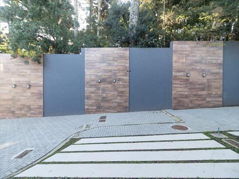 Sobrado para venda no Boqueirao em Curitiba com 179,18m² por R$ 1.131.000,00