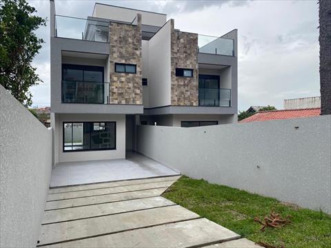 Sobrado para venda no Xaxim em Curitiba com 220m² por R$ 899.000,00