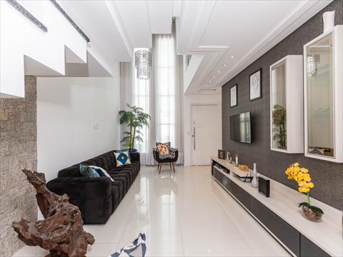 Casa de Condomínio para venda no Boqueirao em Curitiba com 330m² por R$ 2.180.000,00