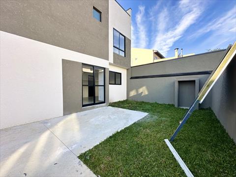 Sobrado para venda no Xaxim em Curitiba com 142m² por R$ 677.000,00