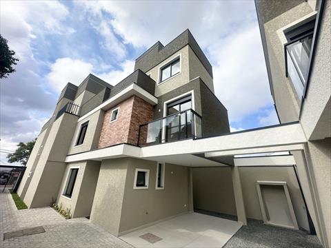 Sobrado para venda no Novo Mundo em Curitiba com 137,94m² por R$ 830.000,00