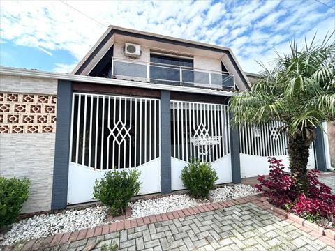 Casa para venda no Alto Boqueirao em Curitiba com 198m² por R$ 450.000,00
