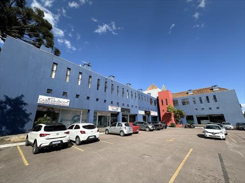Sala Comercial para locacao no Xaxim em Curitiba com 40,45m² por R$ 2.125,00