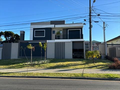 Sobrado para locacao no Boqueirao em Curitiba com 107,44m² por R$ 5.812,50