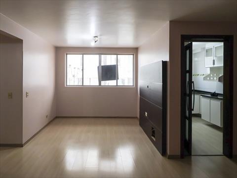 Apartamento para venda no Centro em Curitiba com 136,85m² por R$ 598.000,00