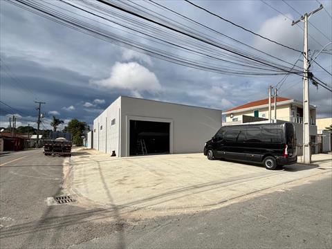 Barracão/galpão para venda no Borda do Campo em Sao Jose dos Pinhais com 432m² por R$ 1.140.000,00