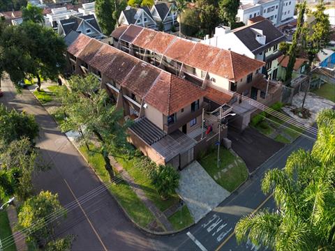 Sobrado para venda no Boqueirao em Curitiba com 120m² por R$ 695.000,00