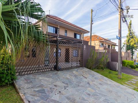 Sobrado para venda no Boqueirao em Curitiba com 120m² por R$ 685.000,00