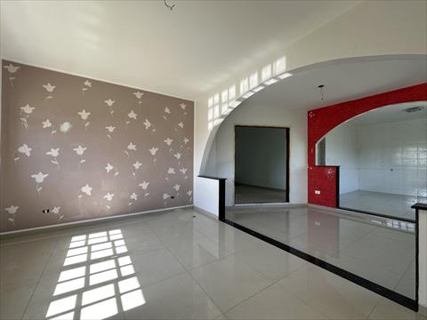 Casa para locacao no Xaxim em Curitiba com 360m² por R$ 4.375,00