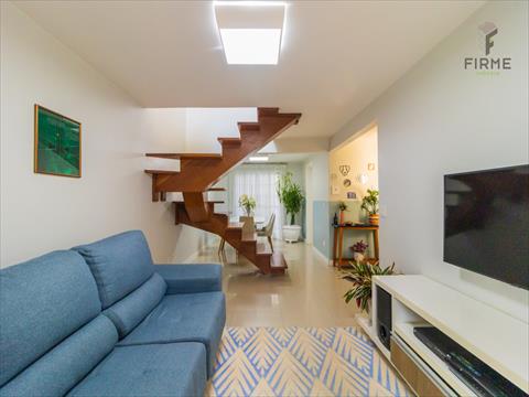 Sobrado para venda no Xaxim em Curitiba com 151m² por R$ 649.000,00