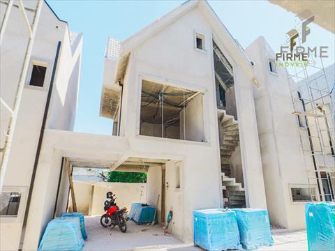 Casa de Condomínio para venda no Ahu em Curitiba com 0m² por R$ 2.100.000,00