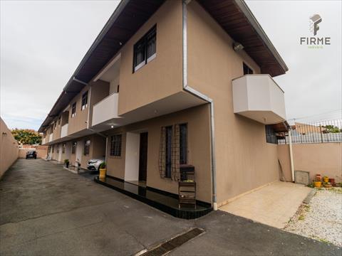 Sobrado para venda no Cajuru em Curitiba com 189m² por R$ 615.000,00