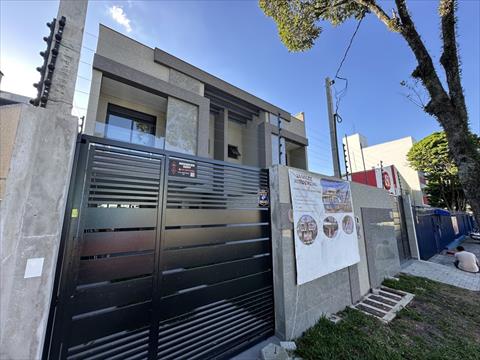 Sobrado para venda no Agua Verde em Curitiba com 248,21m² por R$ 1.311.377,50