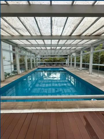 Apartamento para locacao no Centro em Curitiba com 0m² por R$ 2.200,00