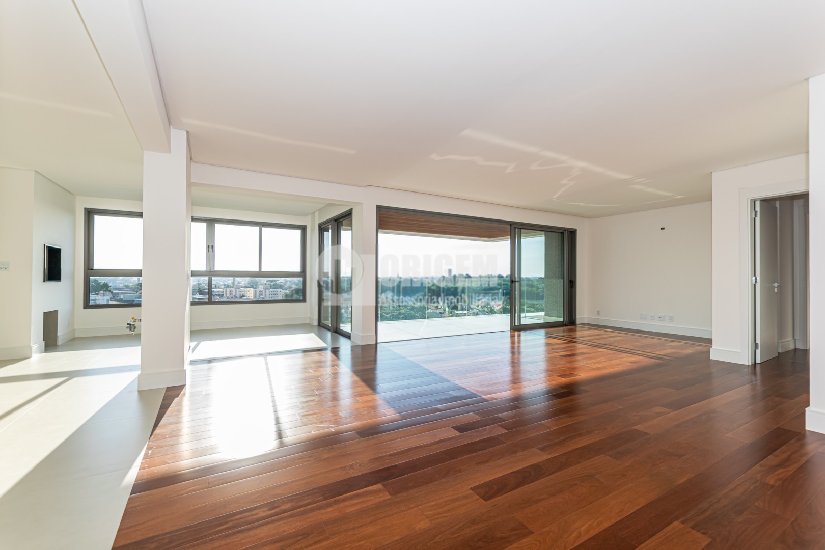 Apartamento para venda no Ecoville em Curitiba com 349,52m² por R$ 3.995,00