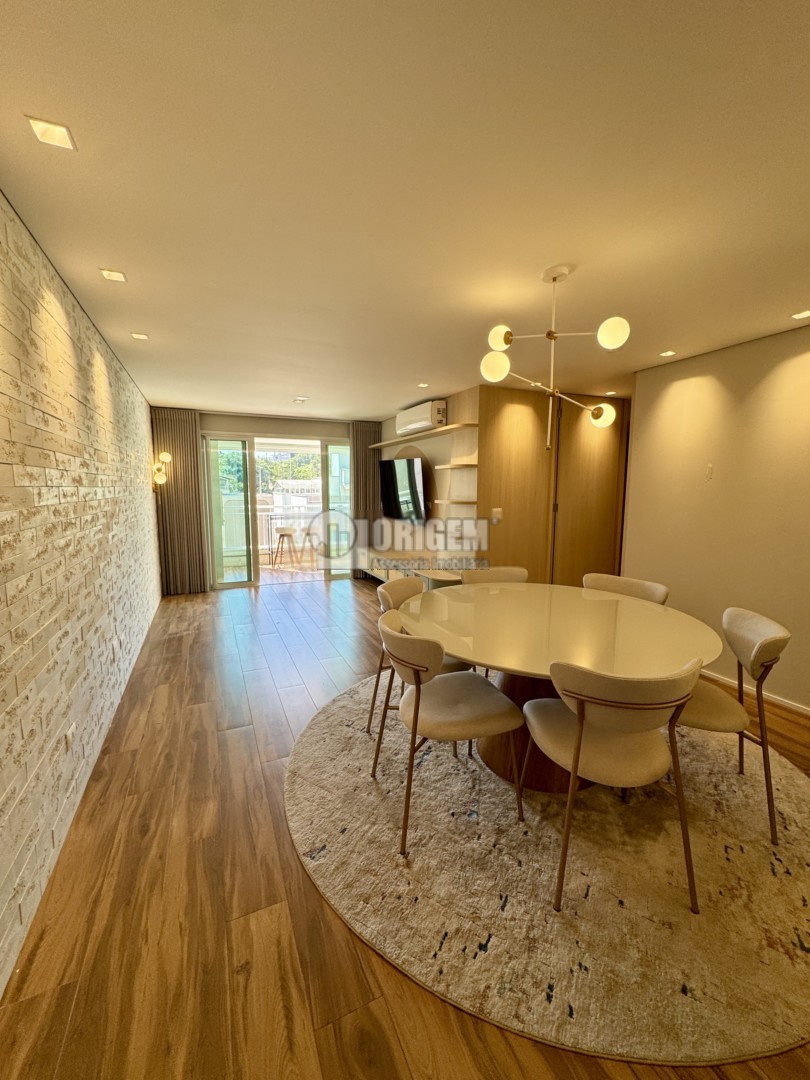 Apartamento para locacao no Vila Izabel em Curitiba com 160m² por R$ 8.888,89