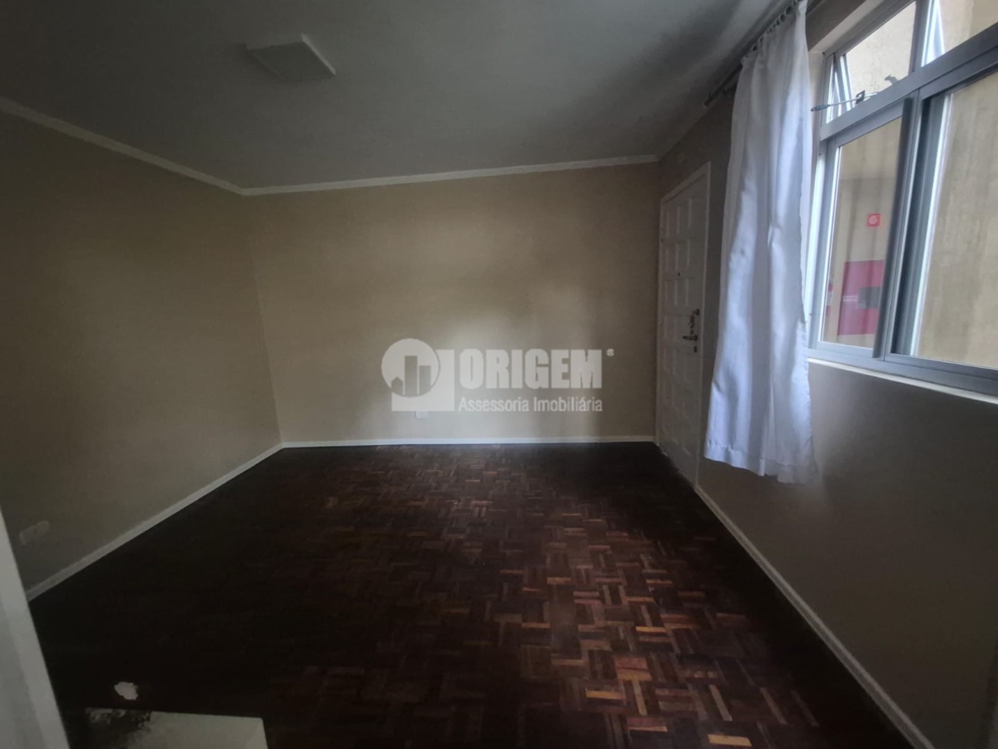 Apartamento para locacao no Uberaba em Curitiba com 49m² por R$ 1.333,33