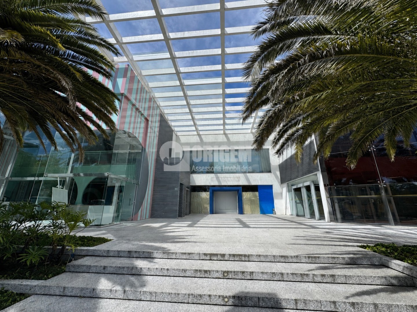 Loja para locacao no Hugo Lange em Curitiba com 512,63m² por R$ 38.000,00
