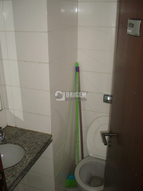 Loja para vendalocacaovenda e locacao no Agua Verde em Curitiba com 137,17m² por R$ 850.000,004.500,00