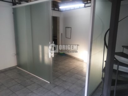 Loja para locacao no Centro em Curitiba com 56m² por R$ 2.777,78