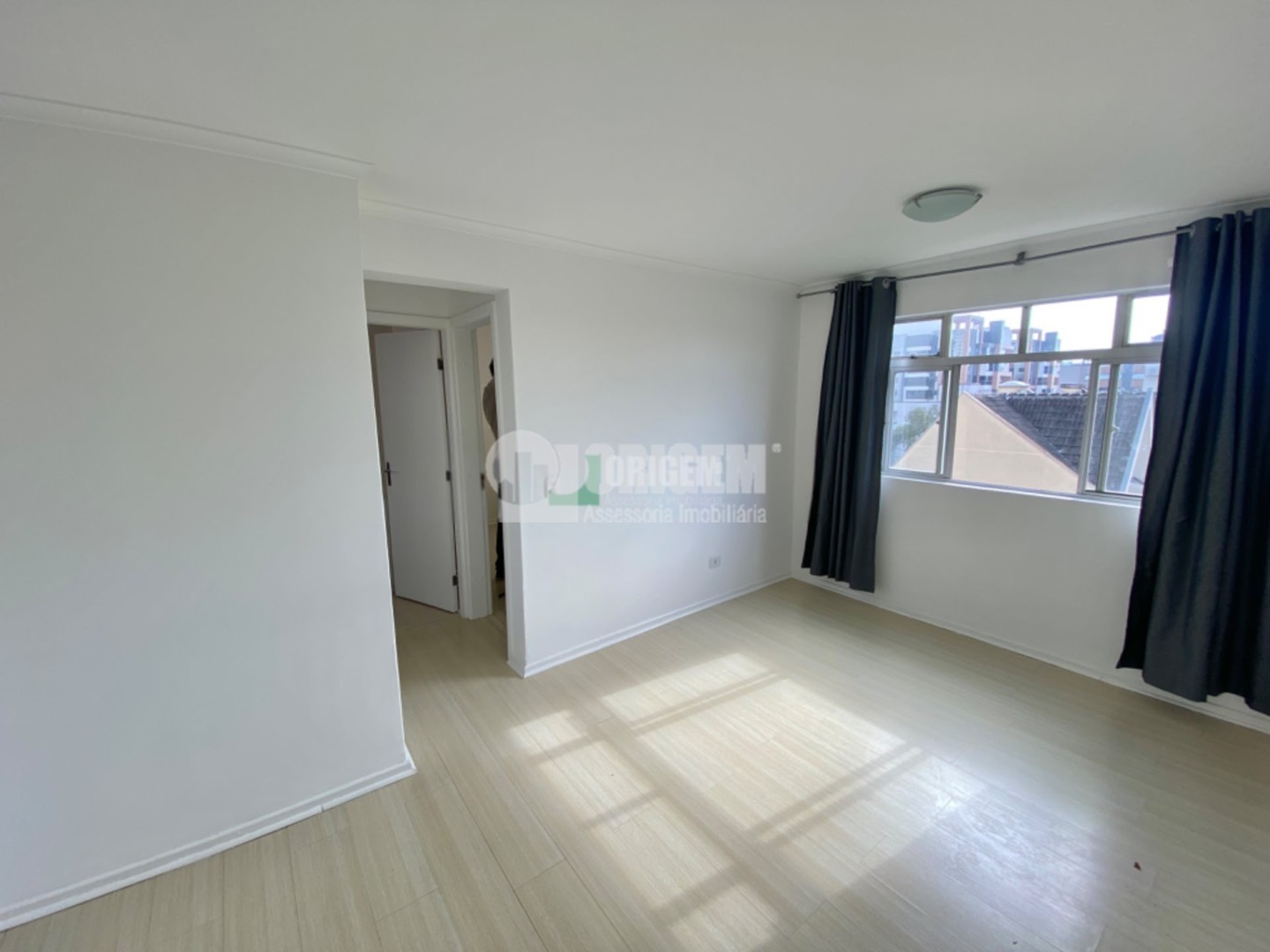 Apartamento para locacao no Agua Verde em Curitiba com 71,61m² por R$ 2.300,00