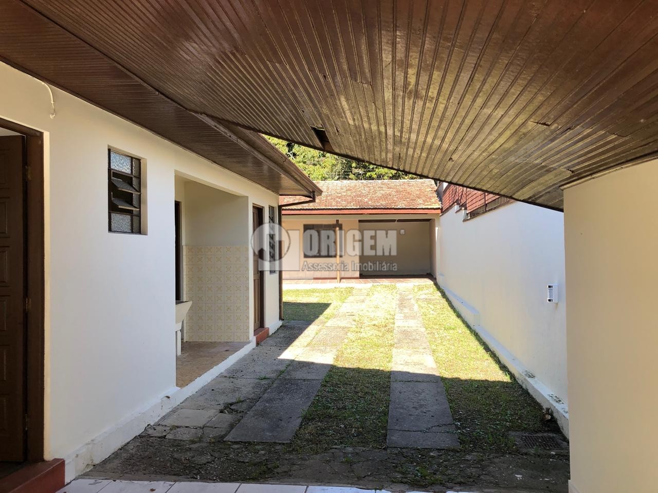 Casa Comercial para locacao no Jardim Social em Curitiba com 419m² por R$ 6.500,00