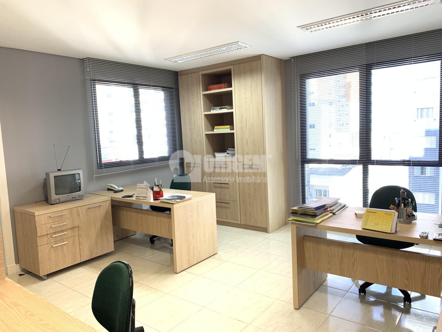 Cjto Comercial/sala para venda no Batel em Curitiba com 80,04m² por R$ 580.000,00