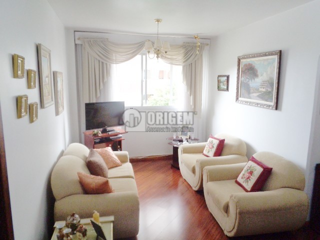 Apartamento para locacao no Cristo Rei em Curitiba com 54m² por R$ 2.000,00