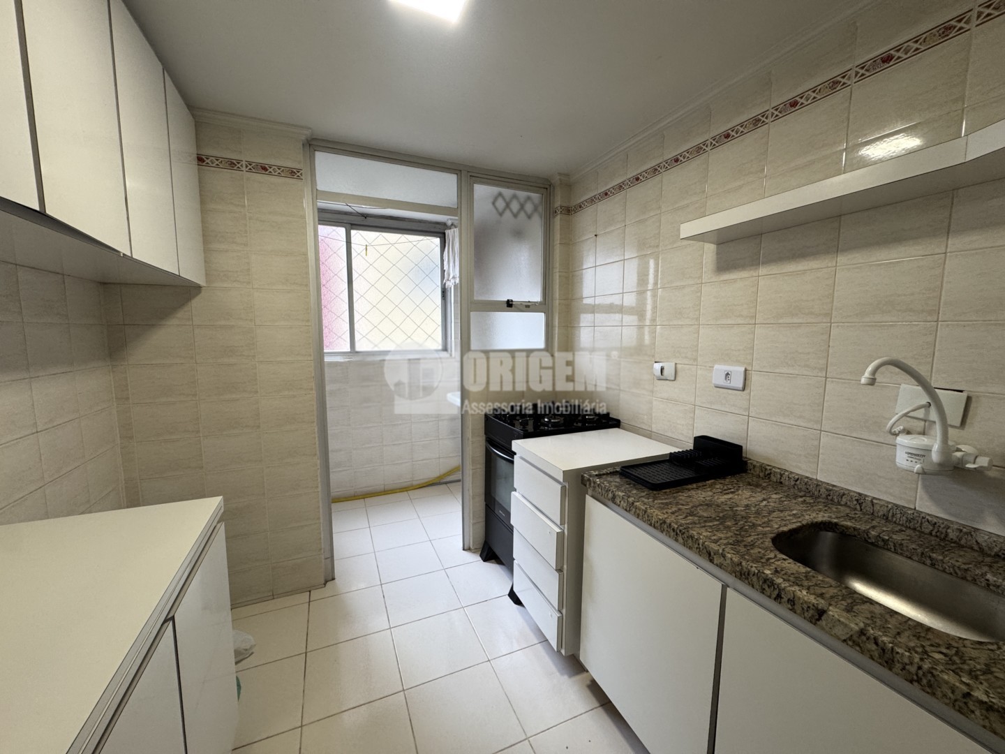 Apartamento para venda no Centro em Curitiba com 73,87m² por R$ 450.000,00