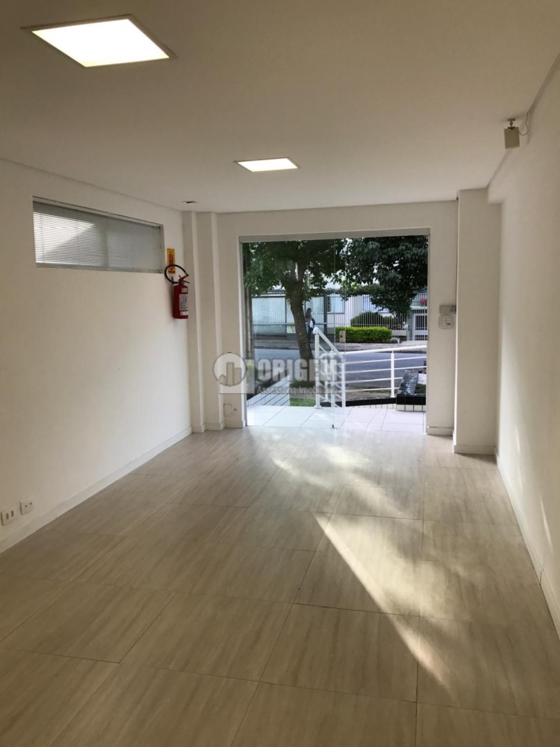 Loja para locacao no Vila Izabel em Curitiba com 40m² por R$ 4.444,44