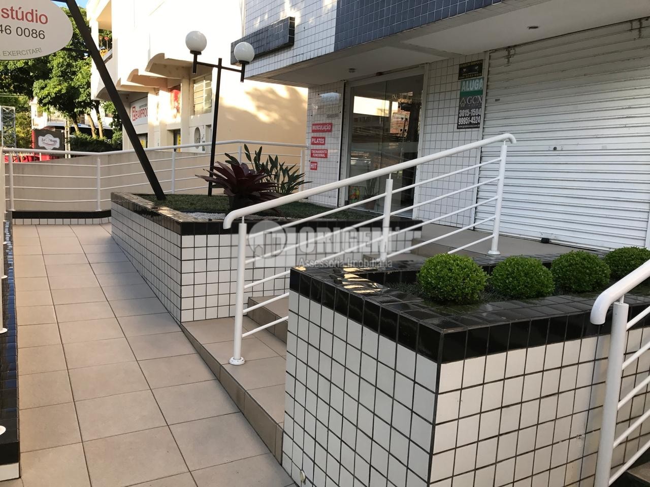 Loja para locacao no Vila Izabel em Curitiba com 40m² por R$ 4.444,44