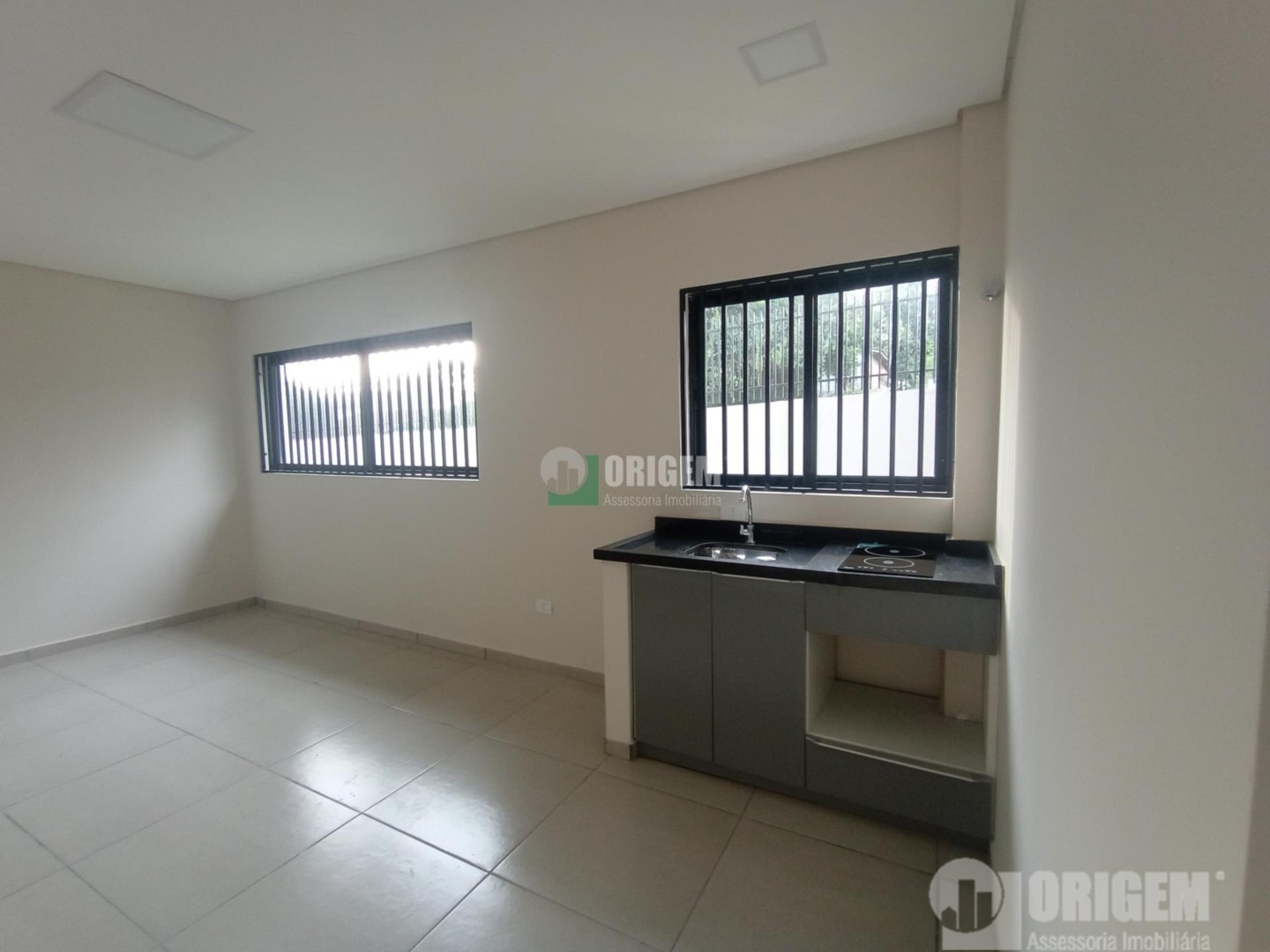 Studio para locacao no Portao em Curitiba com 20m² por R$ 1.544,44