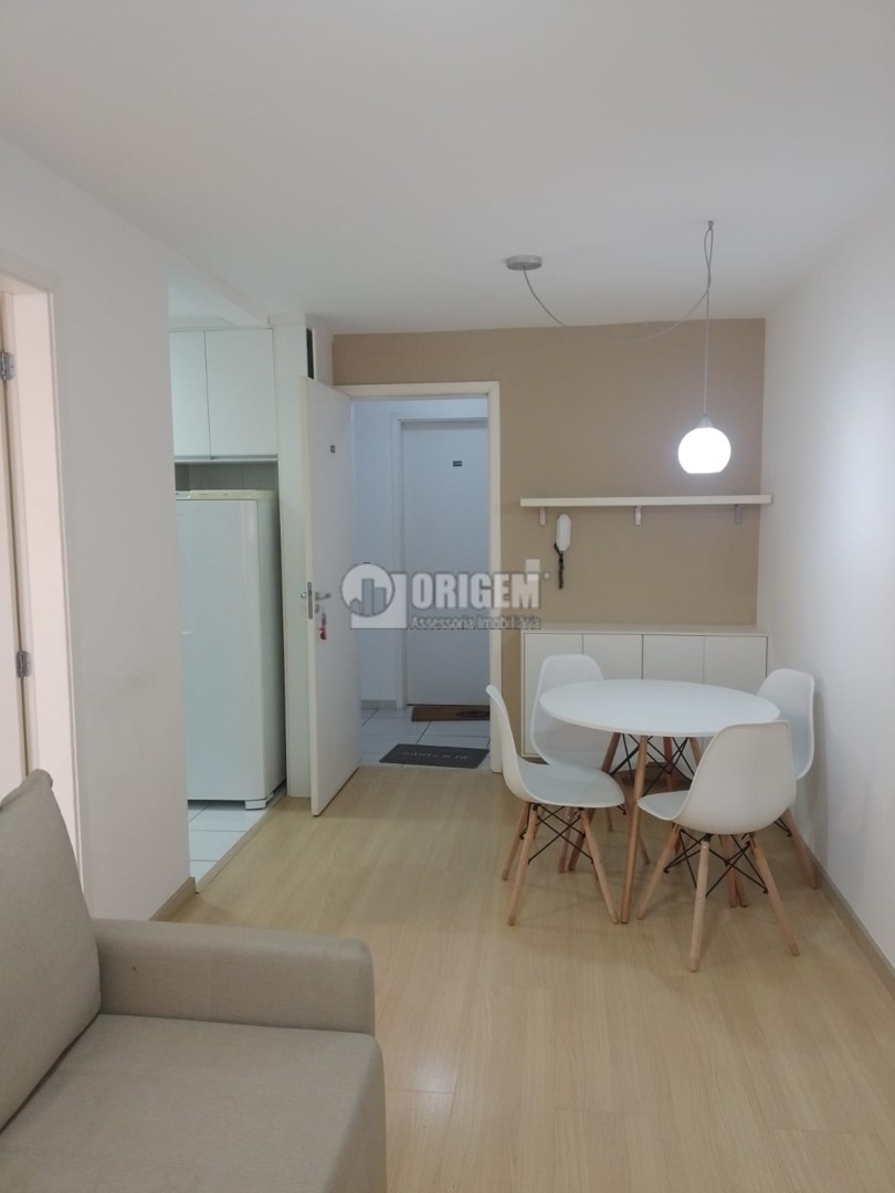 Apartamento para locacao no Bigorrilho em Curitiba com 64m² por R$ 2.500,00