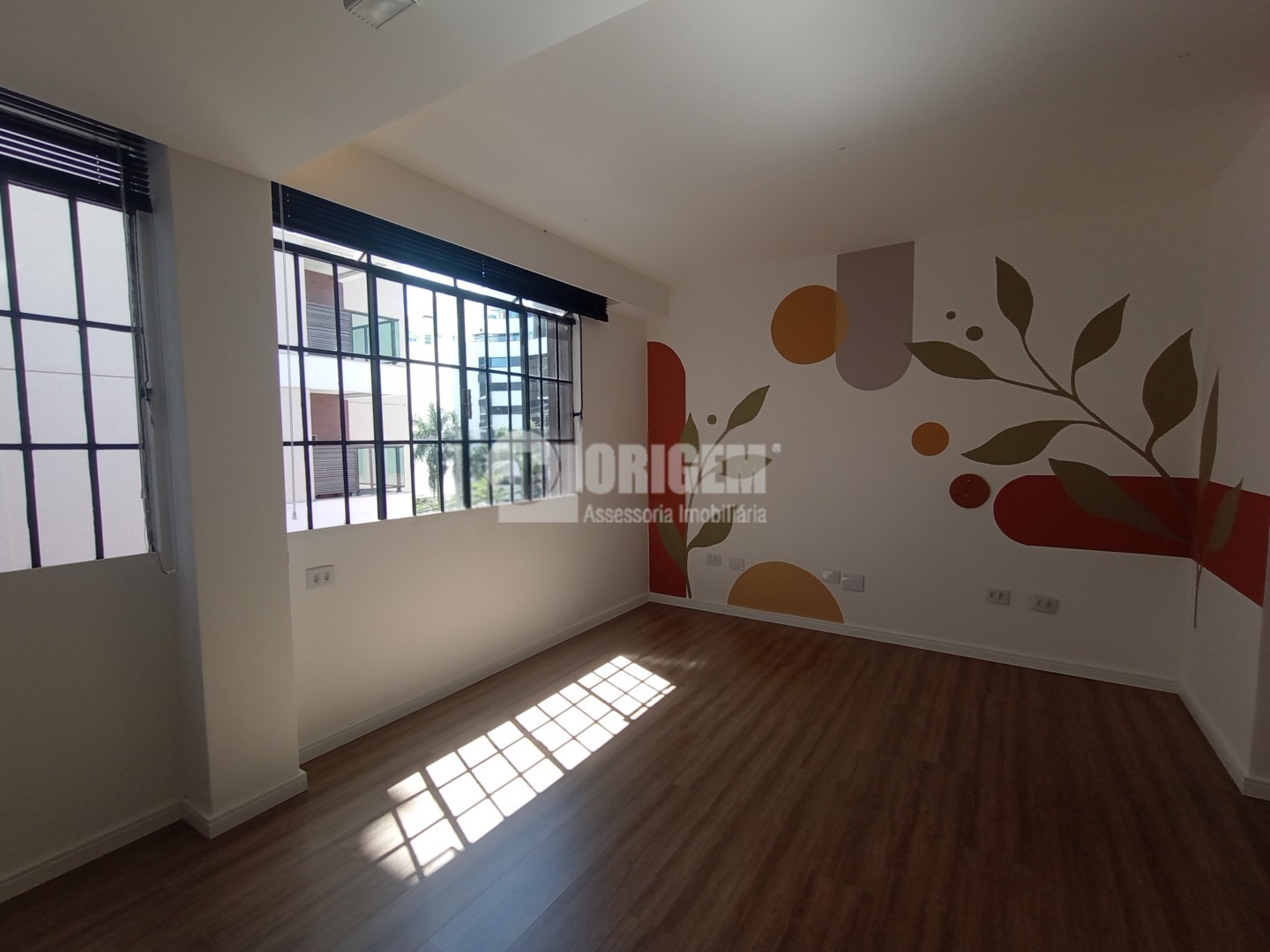 Sala Comercial para locacao no Bigorrilho em Curitiba com 38m² por R$ 1.877,77