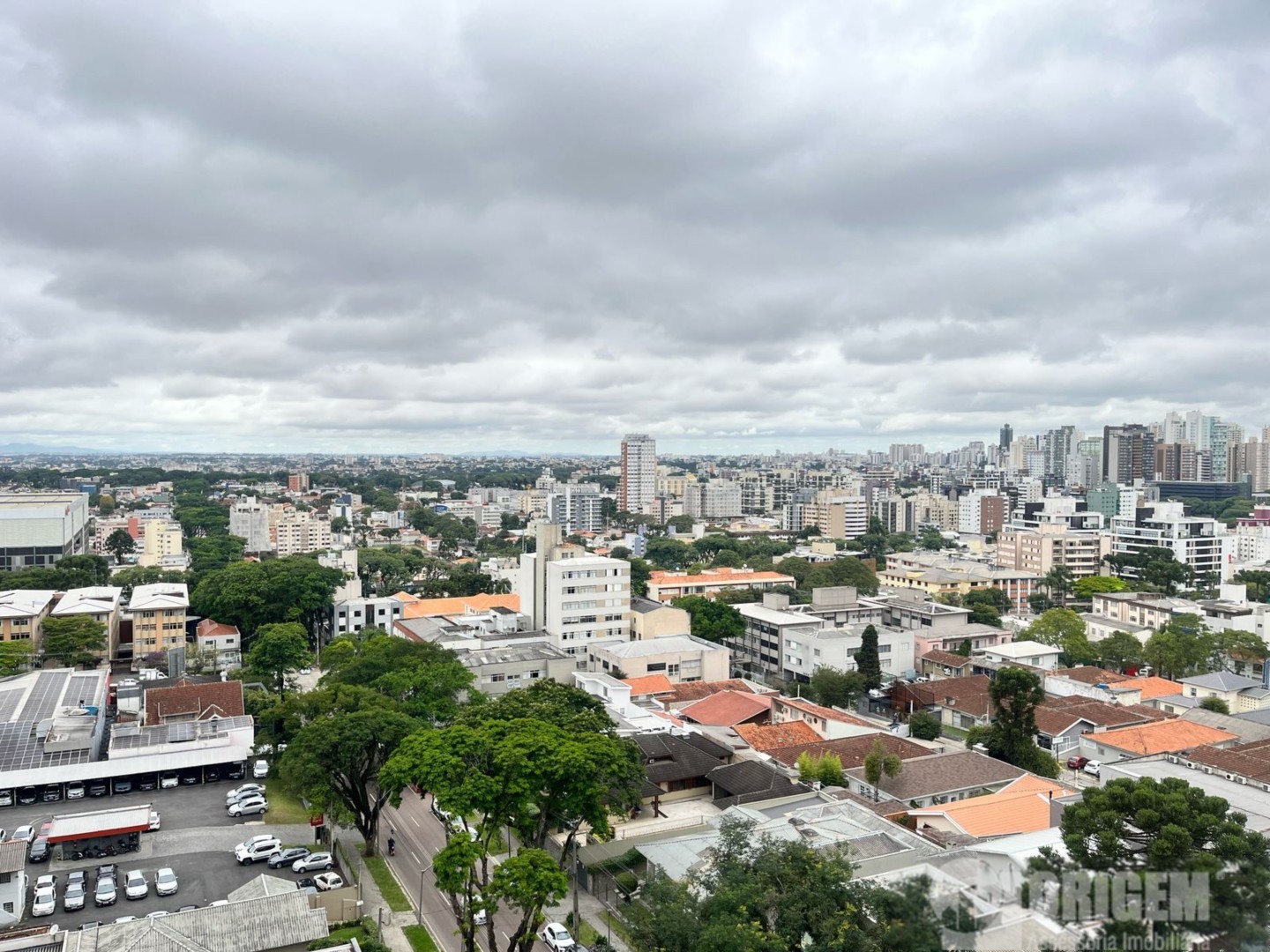 Sala Comercial para locacao no Agua Verde em Curitiba com 54,14m² por R$ 2.777,78