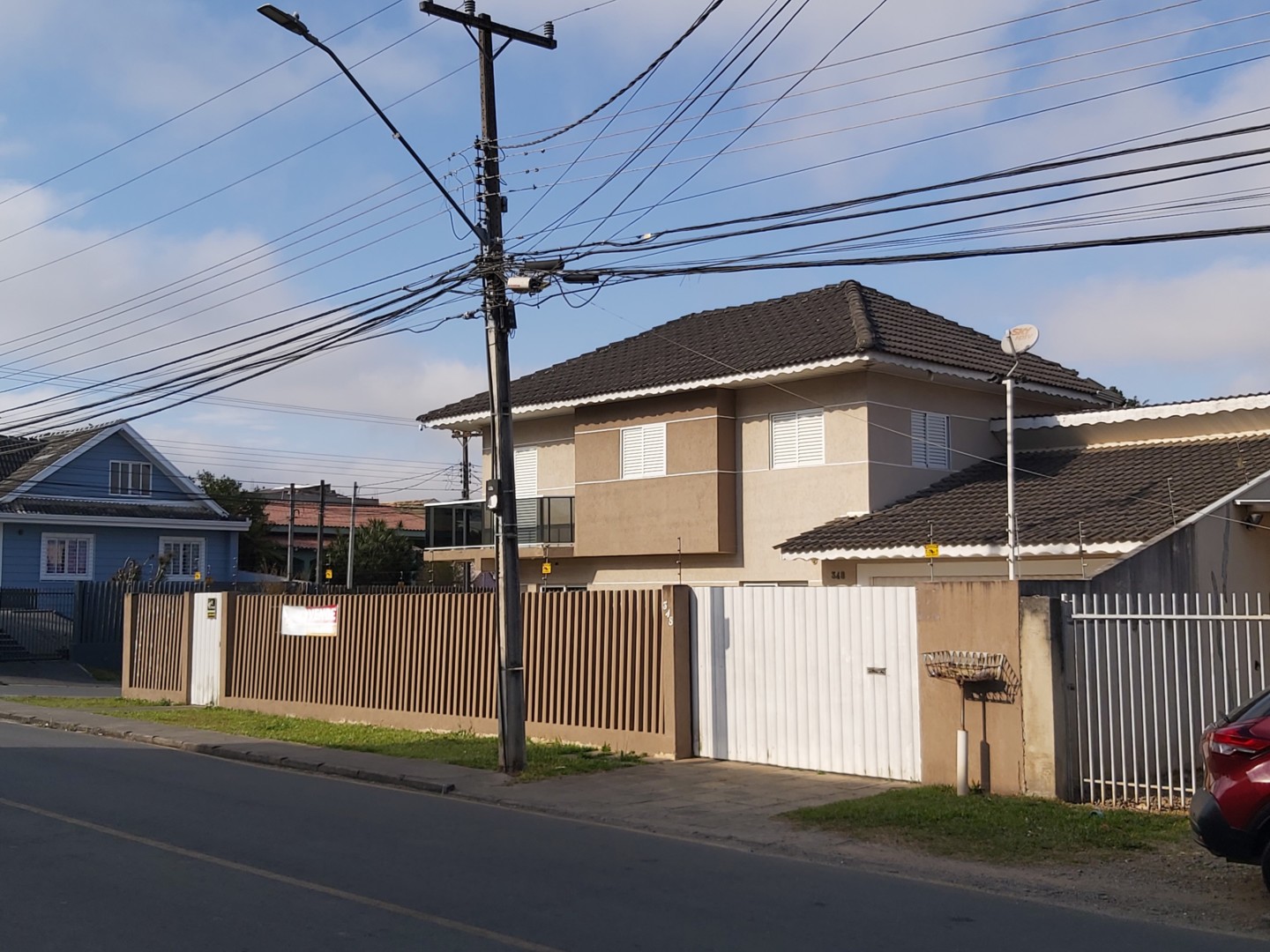 Sobrado para vendalocacaovenda e locacao no Atuba em Colombo com 180m² por R$ 848.000,0011.000,00