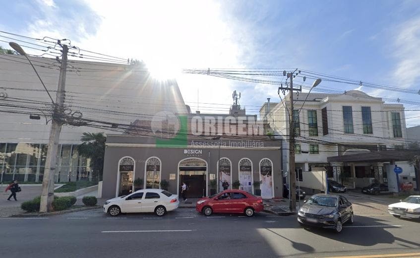 Loja para locacao no Batel em Curitiba com 125m² por R$ 18.888,88