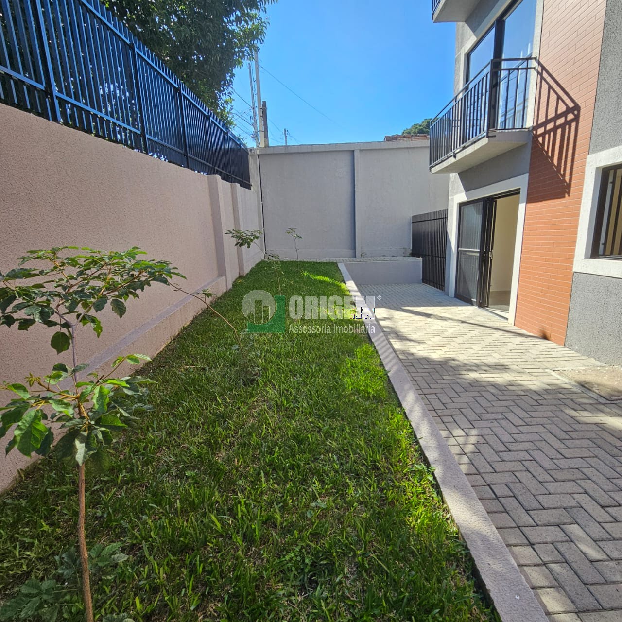 Studio para locacao no Portao em Curitiba com 27m² por R$ 1.544,45